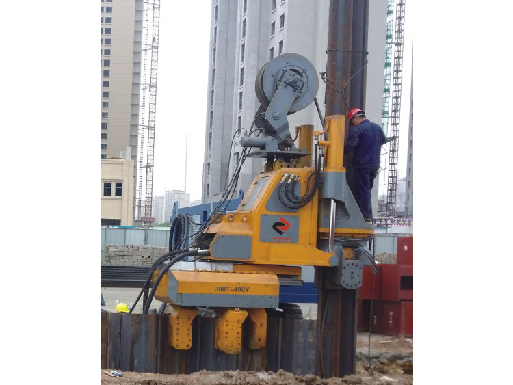 Static pressure pile driver